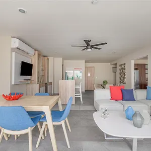 Large&modern With Private Terrace Apartamento